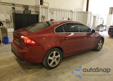 2012 Volvo S60 T5 z USA, uszkodzony, nr VIN YV1622FS7C2043536